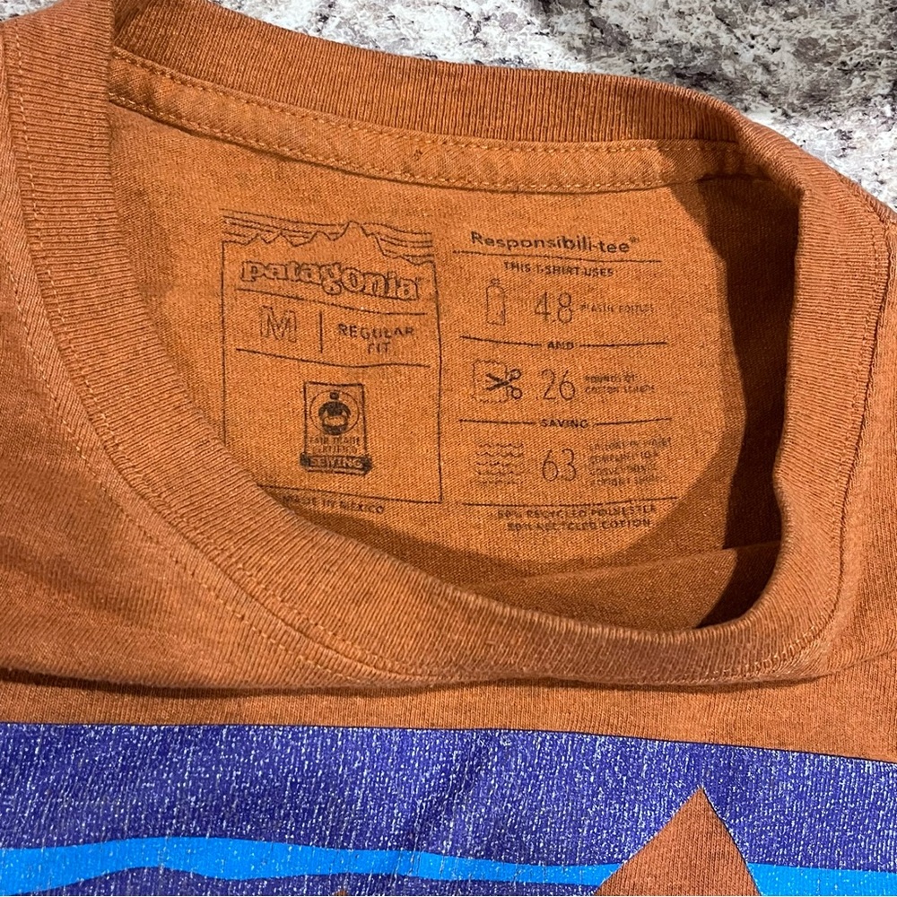 Patagonia Mens Responsibili-Tee Big Logo Cotton T-Shirt Copper Ore Orange Size M - Picture 3 of 4